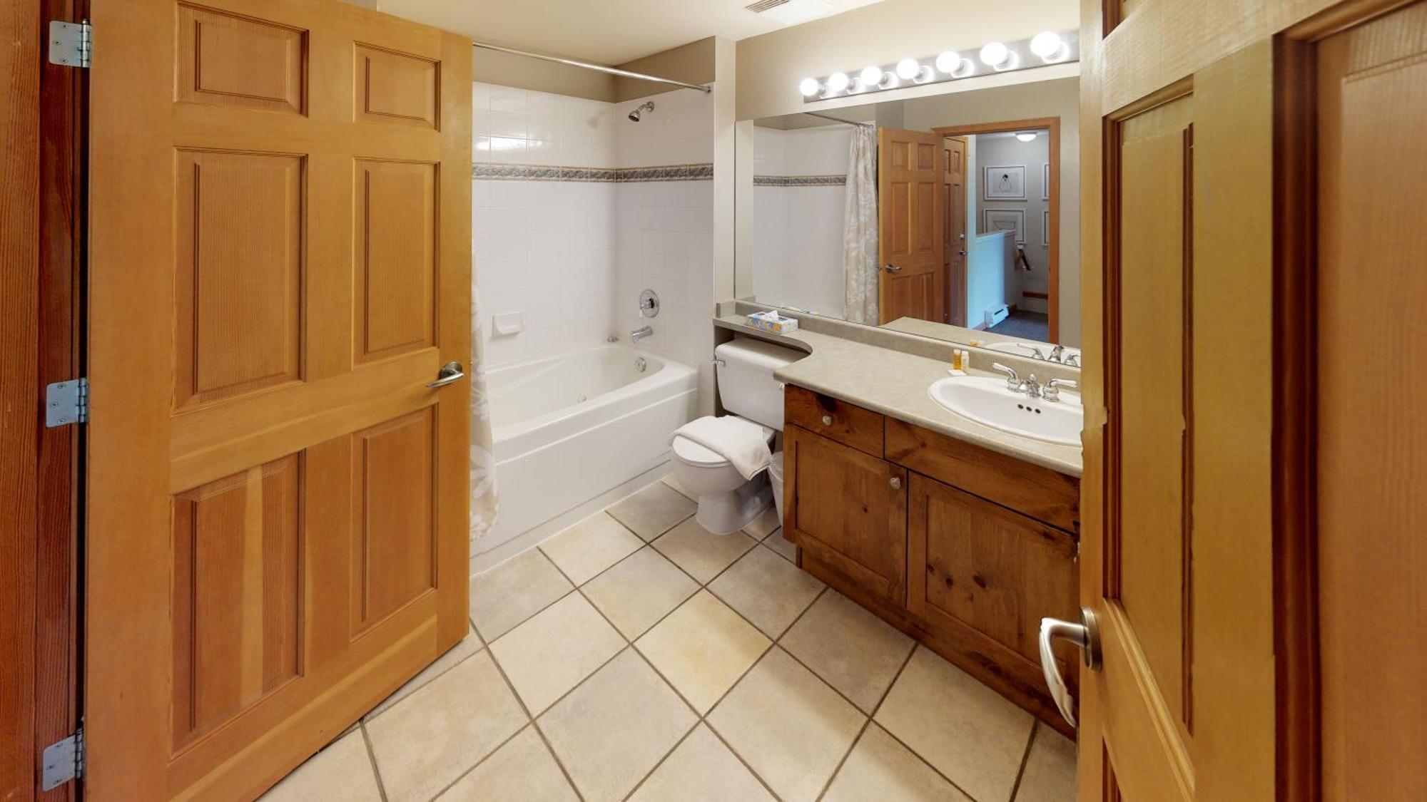 Stoney Creek Northstar By Whistler Premier Apartment ภายนอก รูปภาพ