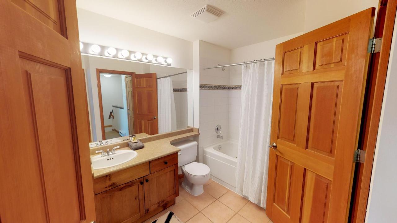 Stoney Creek Northstar By Whistler Premier Apartment ภายนอก รูปภาพ